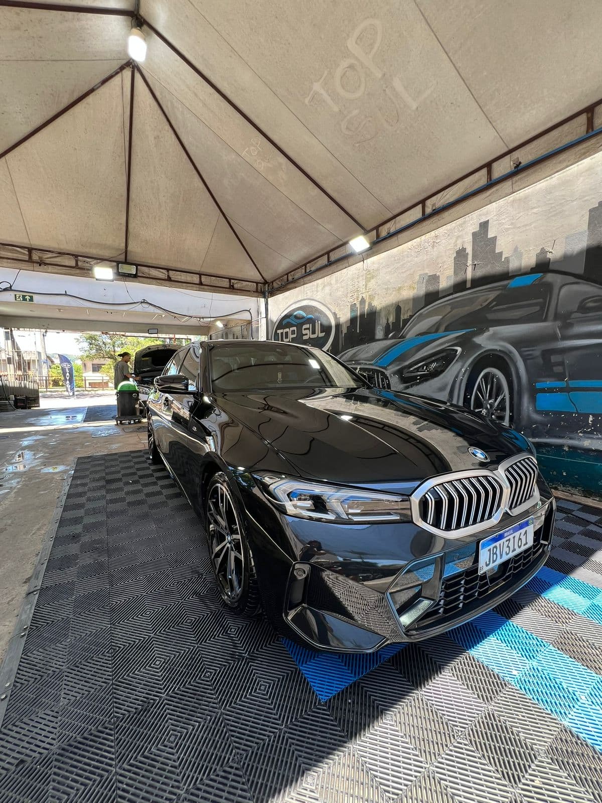 BMW higienizado na unidade Top Sul em Porto Alegre